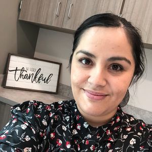 Meet your Posher, Mirna